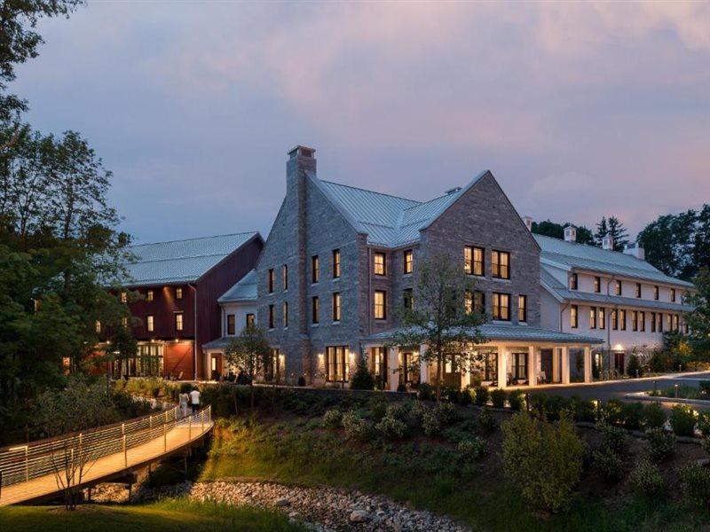 The Williams Inn Williamstown Bagian luar foto
