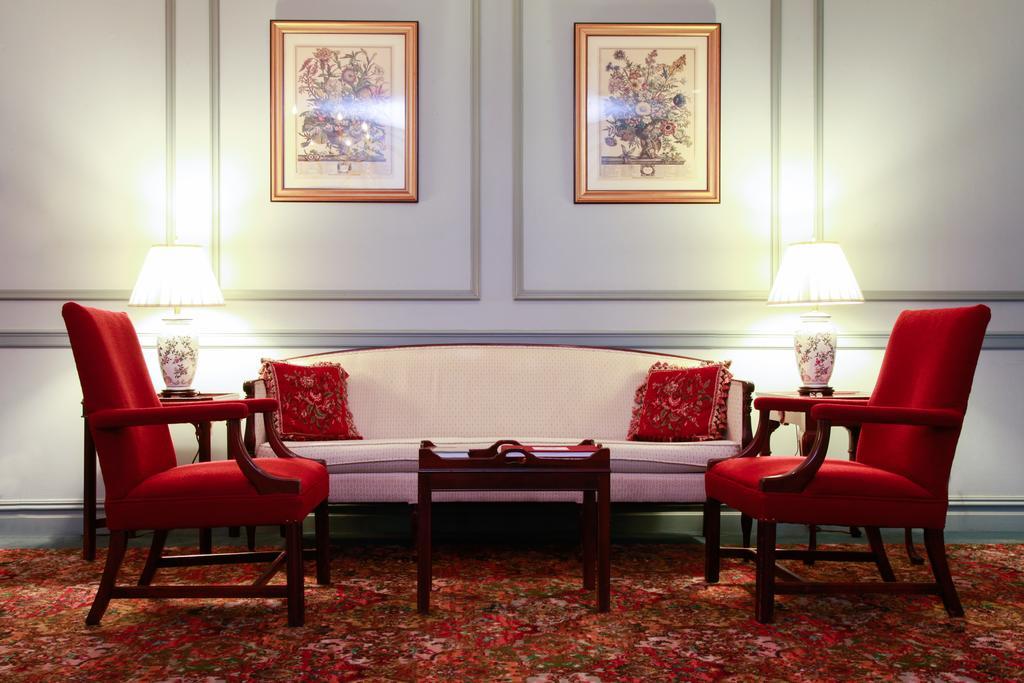 The Williams Inn Williamstown Bagian luar foto